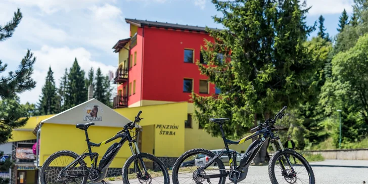 Požičajte si e-bike a spoznávajte Tatry pohodlne