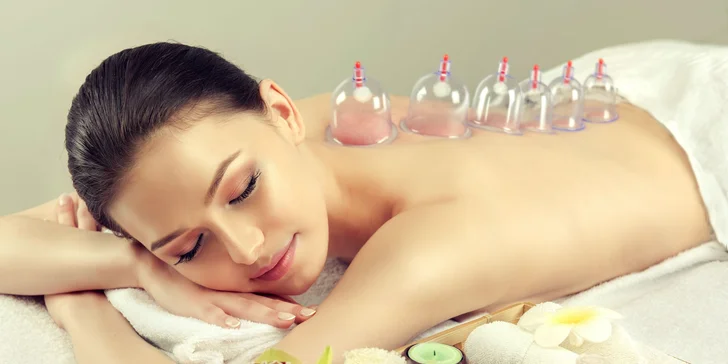 Klasická, Športová, Relaxačná masáž, alebo Reflexná masáž chodidiel, či Bankovanie v DIVABEAUTY