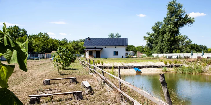 Netradičný pobyt neďaleko Bratislavy: Včelí Majer s mini zoo a možnosťou apiterapie