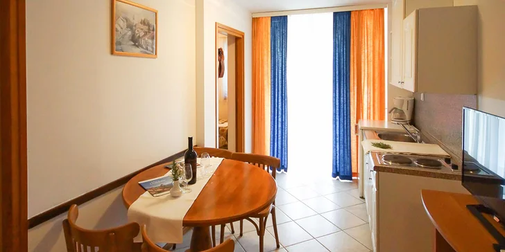 Dovolenka na Istrii až pre 5 osôb: izba či apartmán, bazén a 350 m na pláž