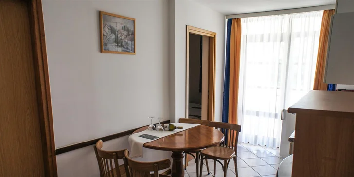 Dovolenka na Istrii až pre 5 osôb: izba či apartmán, bazén a 350 m na pláž