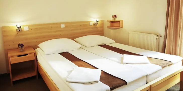 Letná dovolenka v Chorvátsku pre celú rodinu: apartmány s plnou penziou a super bazény