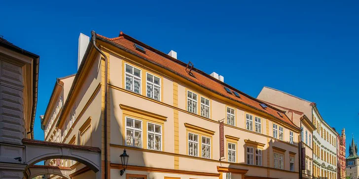 Skvelý pobyt v luxusnom hoteli Leonardo: len 300 metrov od Karlovho mosta, raňajky a plavba loďou