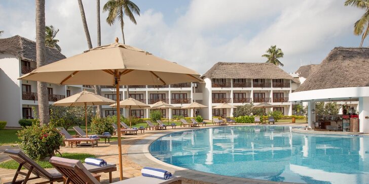 4* exotický rezort na Zanzibare: 6-12 nocí priamo na pláži, all inclusive + fitness