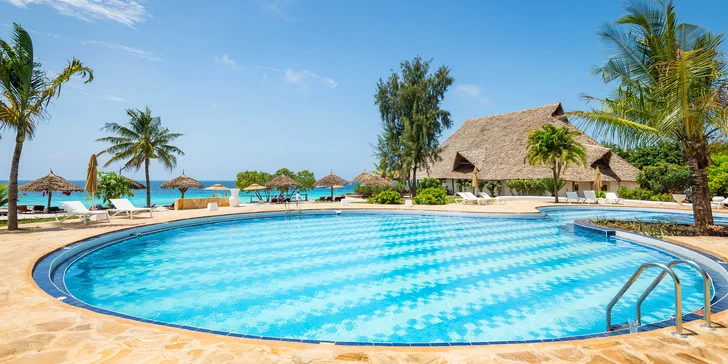Exotický 4*+ rezort na Zanzibare: 6-12 nocí, all inclusive, sladkovodný bazén
