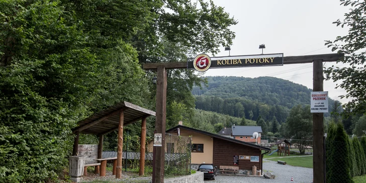 Tradičné špeciality z domácej bryndze alebo grilované rebierka