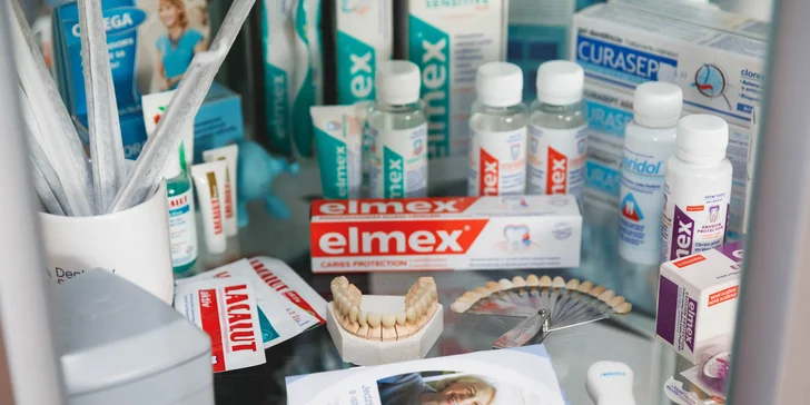 Kompletná dentálna hygiena alebo výmena amalgámovej výplne