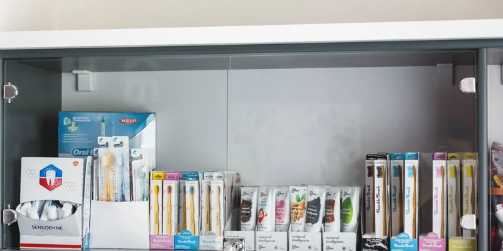 Kompletná dentálna hygiena alebo výmena amalgámovej výplne