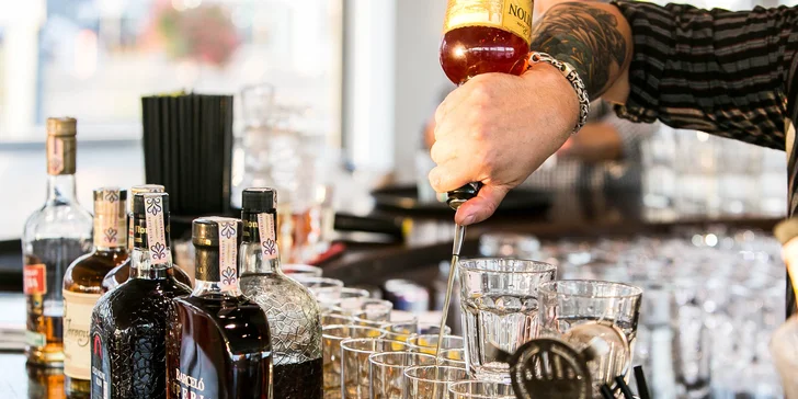 Zážitková ochutnávka rumov alebo whisky aj s programom