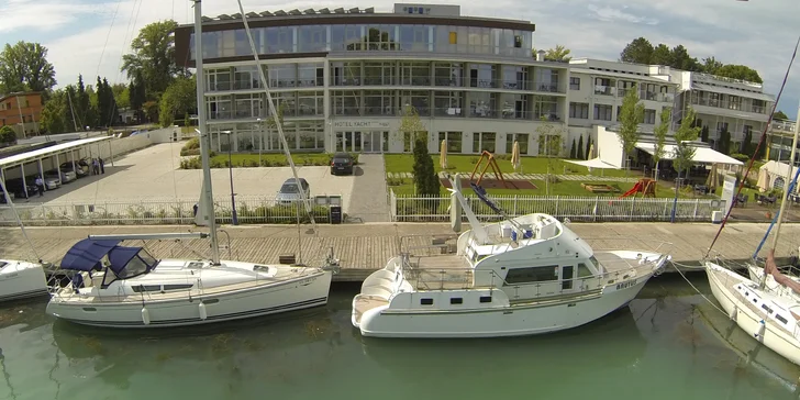 Relax pre celú rodinu vo Wellness Hoteli Yacht**** pri Balatone