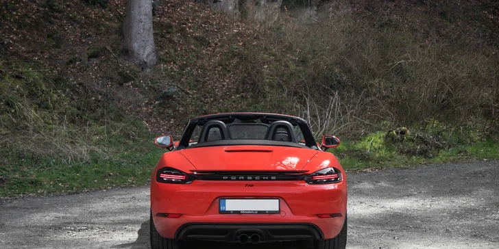 Jazda v kabriolete Porsche 718: skroťte jeho 380 koní!