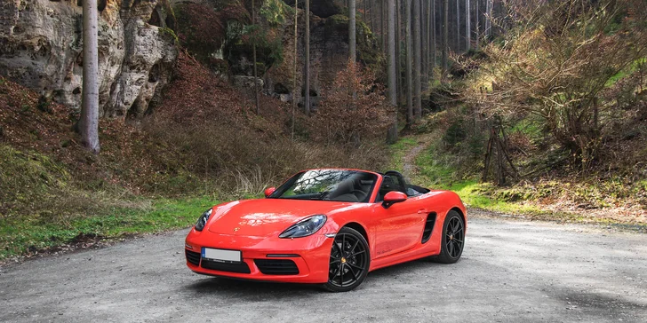Jazda v kabriolete Porsche 718: skroťte jeho 380 koní!