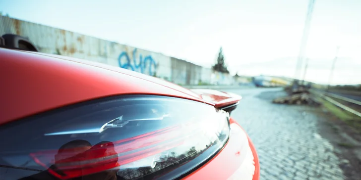 Jazda v kabriolete Porsche 718: skroťte jeho 380 koní!
