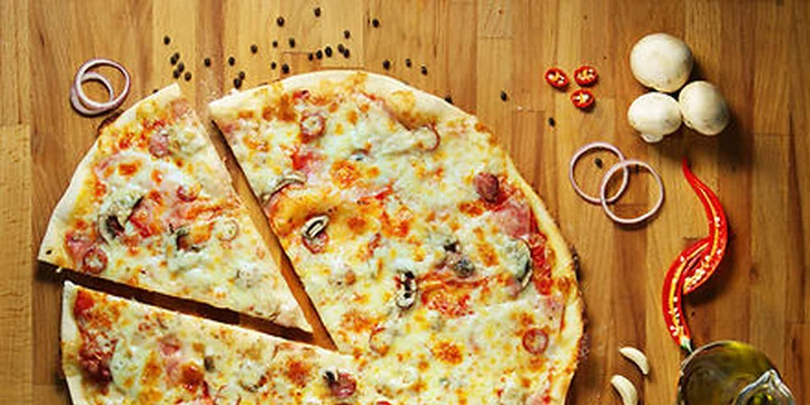 2 x pizza podľa vlastného výberu aj s dovozom 
