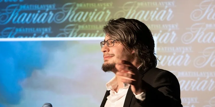 Vstupenka na zábavnú glosátorskú show Bratislavský Kaviár