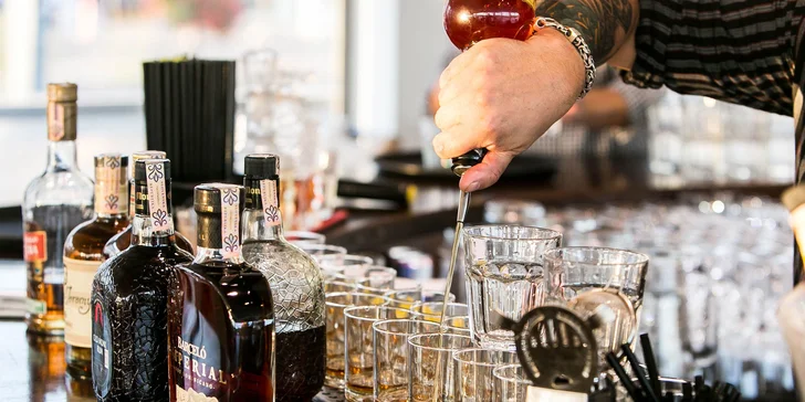 Zážitková ochutnávka rumov alebo whisky aj s programom