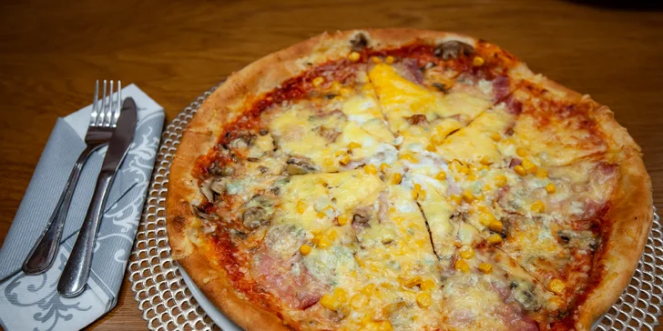 Pizza podľa vlastného výberu zo 7 druhov