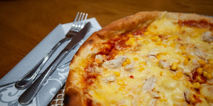 Pizza podľa vlastného výberu zo 7 druhov