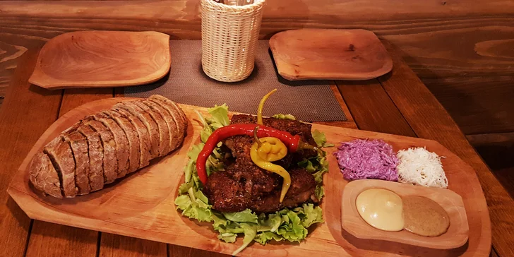 Zážitky na wellness ranči so skvelou polpenziou, privátnym relaxom aj jazdou na koni