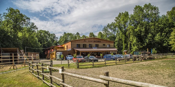 Zážitky na wellness ranči so skvelou polpenziou, privátnym relaxom aj jazdou na koni