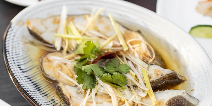 Tradičná čínska špecialita - luxusná treska s prílohou „Nian gao“