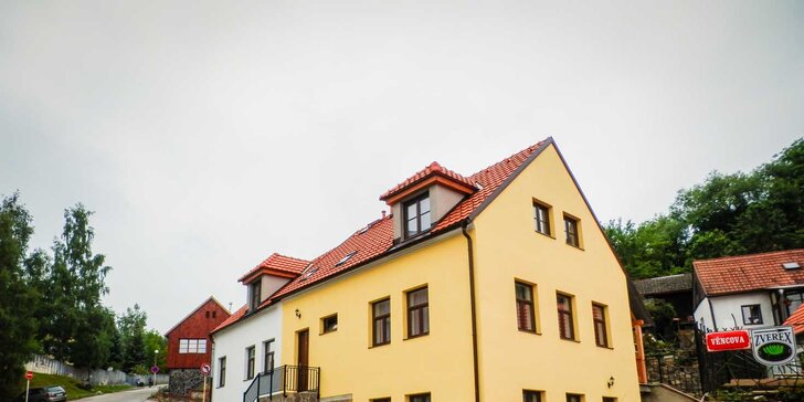 Pobyt v Českom Krumlove: moderné apartmány s kuchyňou až pre 5 osôb