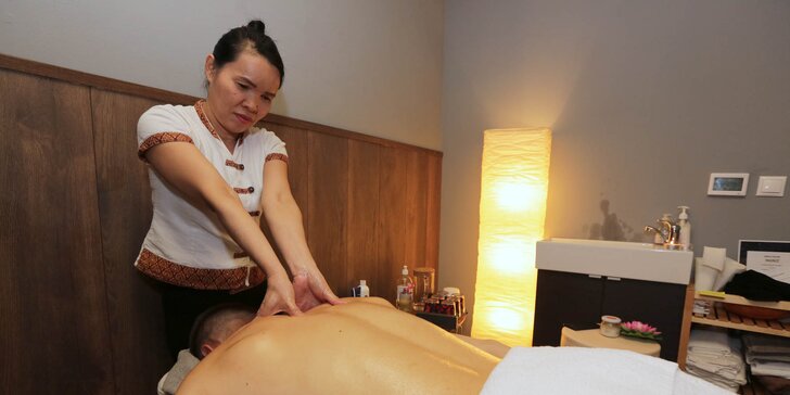 Pravá thajská masáž, aromatická olejová masáž alebo masáž chodidiel