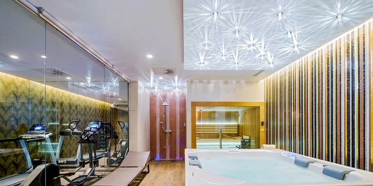 Pobyt v luxusnom hoteli v centre Budapešti: raňajky a neobmezene sauna a vírivka