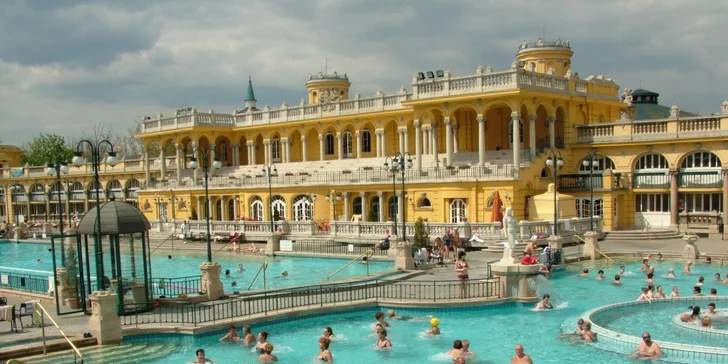 Pobyt v luxusnom hoteli v centre Budapešti: raňajky a neobmezene sauna a vírivka
