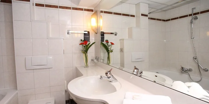 4 * pobyt v hoteli Panorama v Prahe: raňajky, neobmedzený vstup do wellness a adventné víkendy