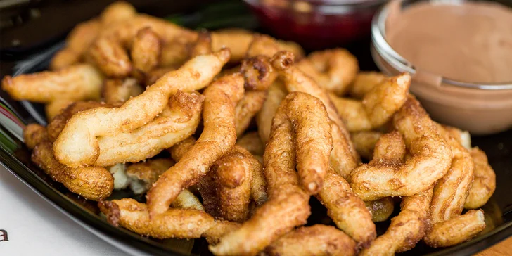 Tradičná španielska pochúťka Churros pre milovníkov sladkého!