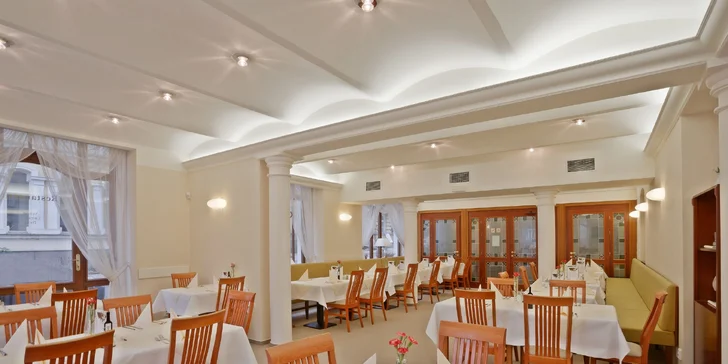 Odpočiňte si v Mariánskych Lázňach: 4* hotel, polpenzia aj wellness procedúry