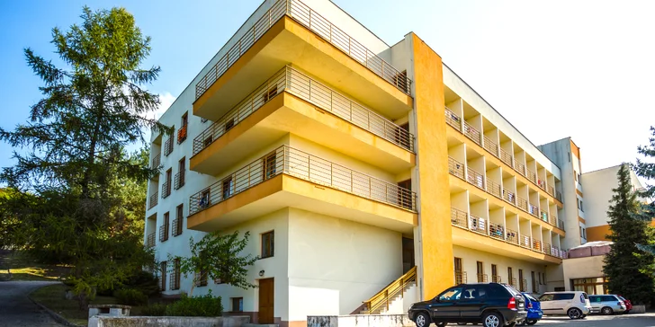 Hotel Jantár*** Dudince: Kúpeľný pobyt s procedúrami podľa výberu, plaveckým bazénom aj saunami