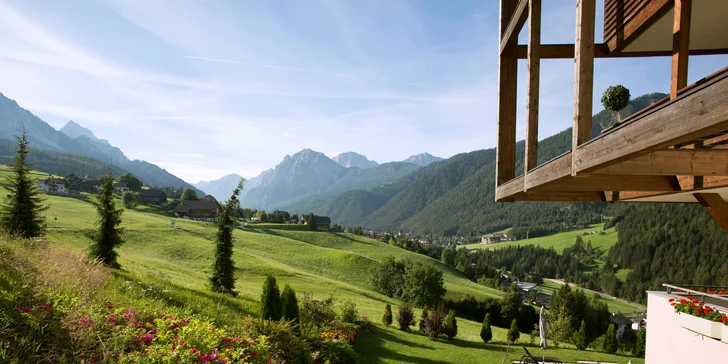 Užite si talianske Alpy: luxusný pobyt s polpenziou, wellness aj bazénom