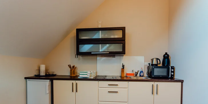 Pobyt s privátnym wellness pri Bešeňovej pre páry aj rodiny v apartmánoch Katov Dvor