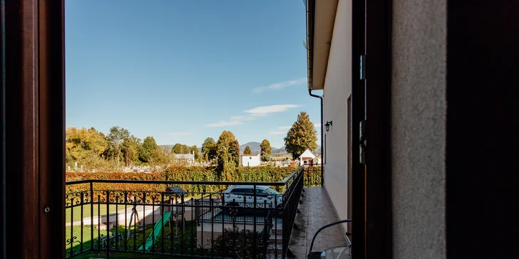 Pobyt s privátnym wellness pri Bešeňovej pre páry aj rodiny v apartmánoch Katov Dvor