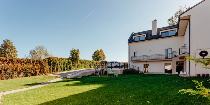 Pobyt s privátnym wellness pri Bešeňovej pre páry aj rodiny v apartmánoch Katov Dvor