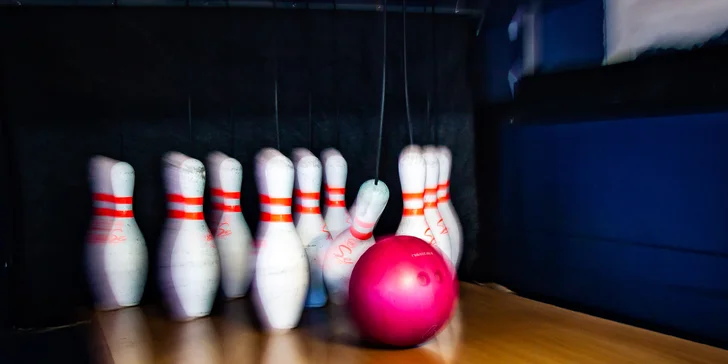 Zabavte sa s partiou v Bowling/SportBare Solinky!
