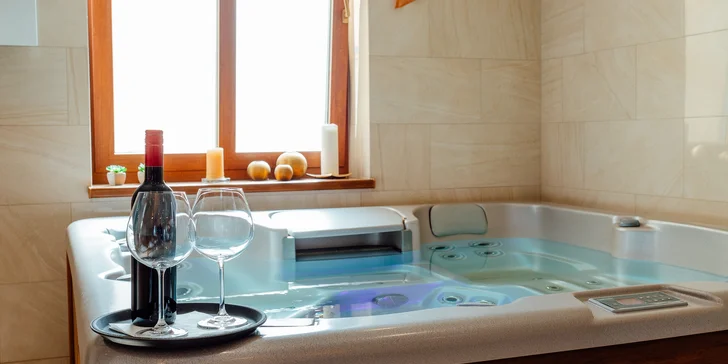 Pobyt s privátnym wellness a polpenziou v penzióne Chateau Hunting***