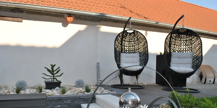 Pobyt v modernom apartmáne na juhu Moravy - raňajky, wellness a možnosť jazdy na exkluzívnom aute