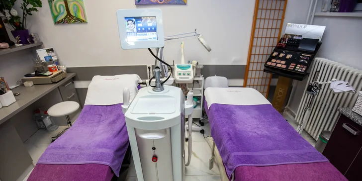 Laserová karbónová rejuvenizácia pleti či medicínska frakčná mikroihličková rádiofrekvencia s LED maskou