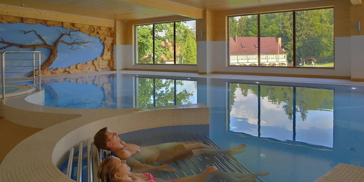 Pobyt v poľských Jizerkách pre páry a rodiny: wellness pobyt v rozprávkovom hoteli