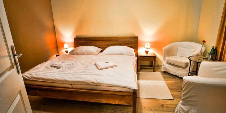 Spoznajte krásy Českého Krumlova: pobyt s raňajkami a privátnym wellness pre 2 alebo rodinu