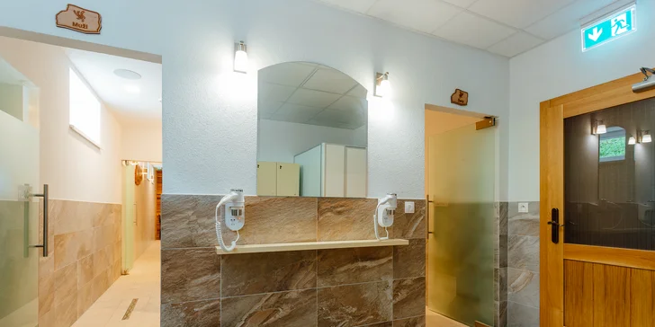 Vstup pre 1 alebo 2 osoby do moderného wellness Horského hotela KĽAK