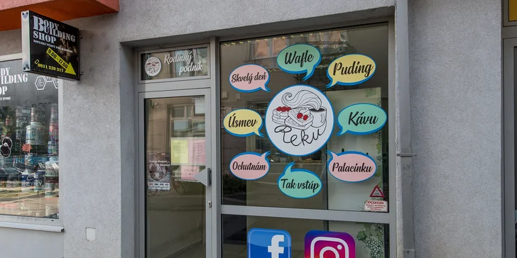 Waffle a palacinky s Kinder, Oreo, Snickers či inými náplňami a nápojom