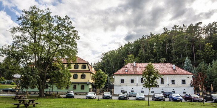 Pohodový pobyt v Kúpeľoch Leopoldov na Južnej Morave: raňajky, polpenzia aj procedúry