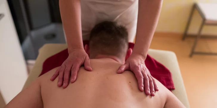 Bambusová aj relaxačná masáž, bankovanie či oxygenoterapia