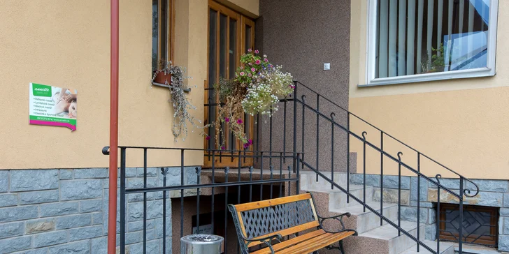 Liečebná masáž s prvkami reflexnej terapie