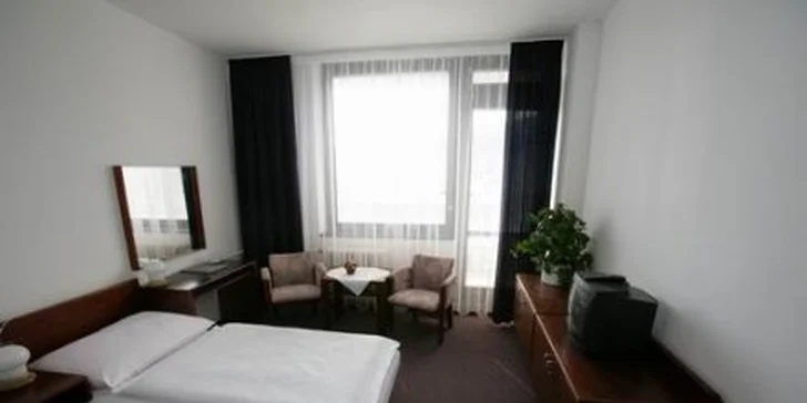 89 eur za 3-dňový romantický pobyt pre dvoch v hoteli Adamantino*** v Luhačoviciach. Zažite so svojou láskou nezabudnuteľný víkend v kúpeľnom meste so zľavou 56%