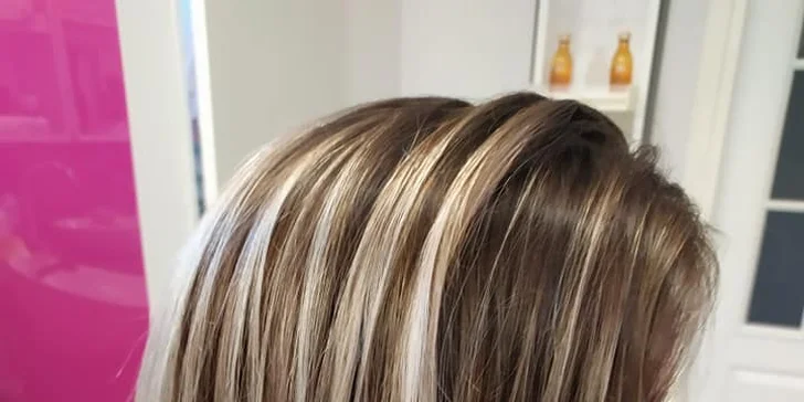 Kompletné kadernícke služby: strih, farbenie, ombré, balayage aj regenerácia